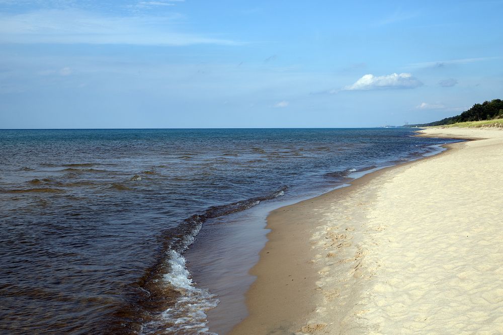 The shoreline in Indiana Dunes State Park, encompassing 2,182 acres of beaches, sand dunes, and marshes along Lake Michigan…