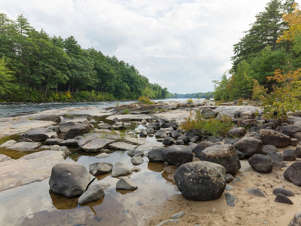 The Limington Rapids on the rocky Saco River, near Limington, Maine, are a family attraction.  There's a venerable picnic…