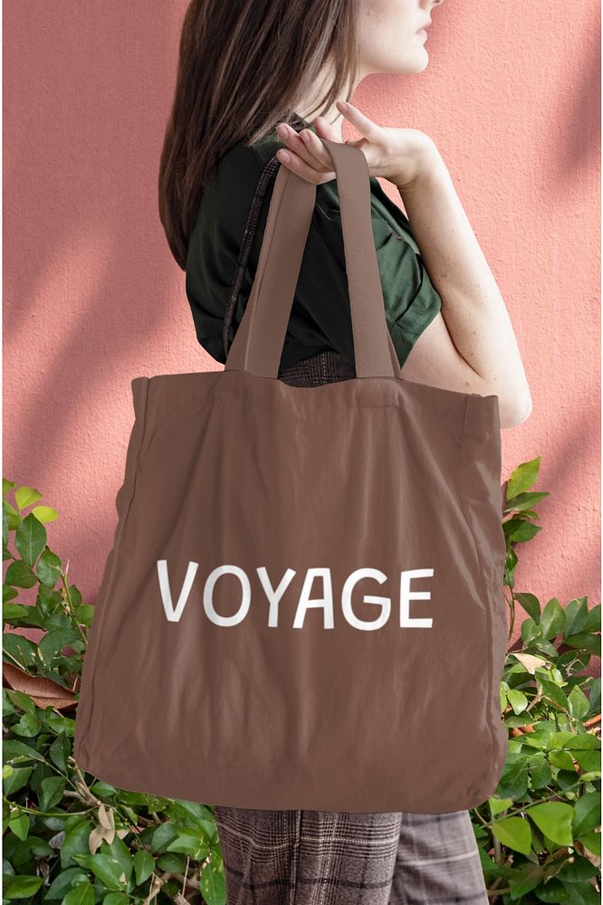 Tote bag editable mockup, female model design