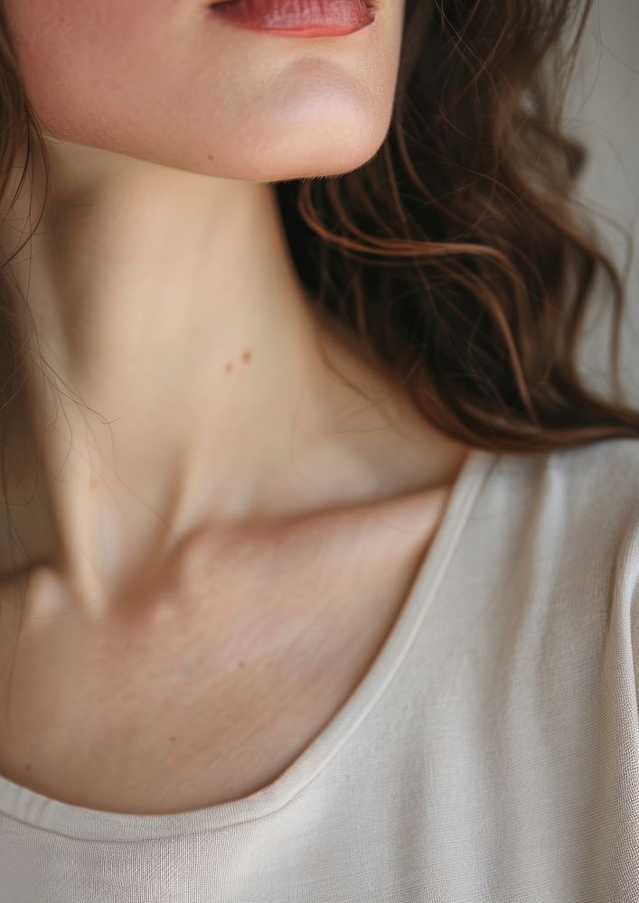 Woman collarbone shoulder person human.