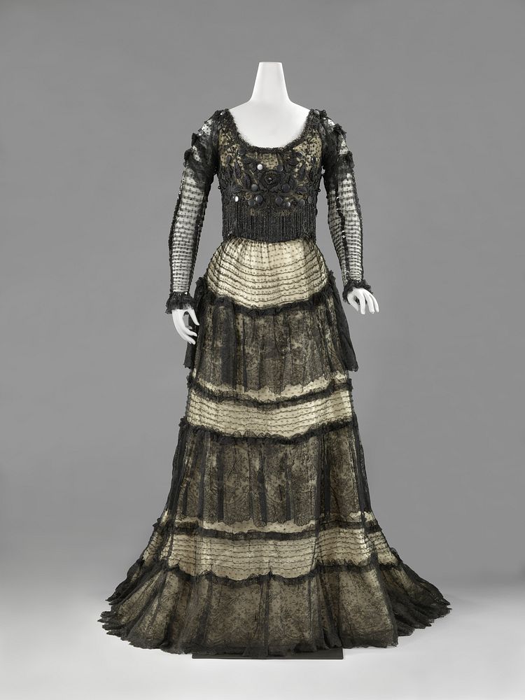 Dress (c. 1903 - c. 1906) by Lucien Andrain