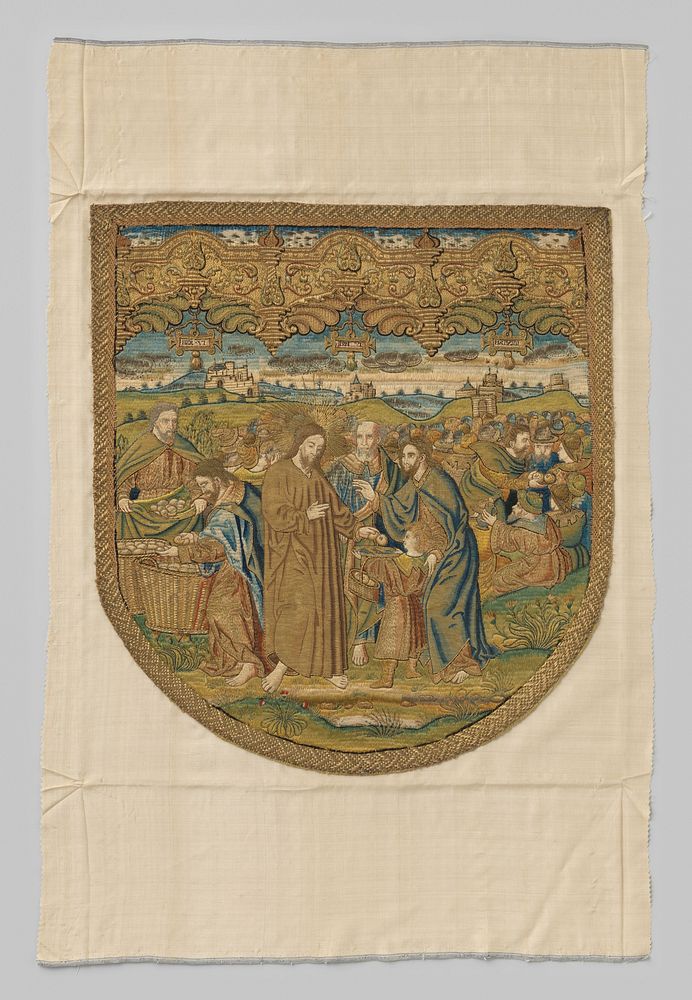 Rugschild van een koorkap, met borduurwerk (c. 1530)