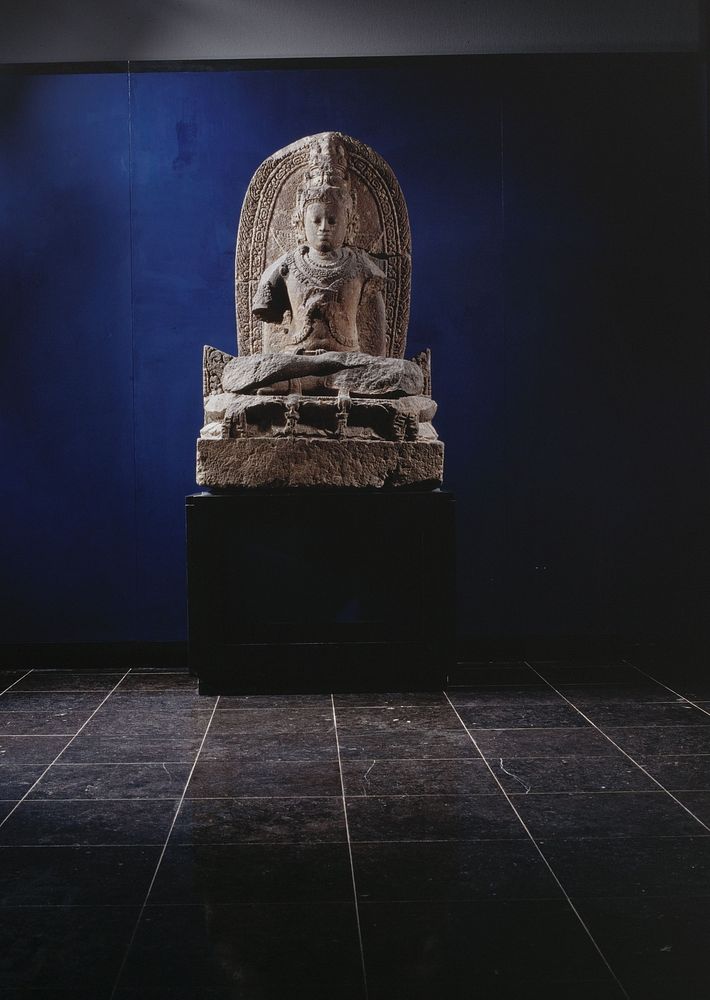 Afdeling Aziatische Kunst: beeldhouwwerk beeld Manjushri (c. 1996) by Rijksmuseum Afdeling Beeld