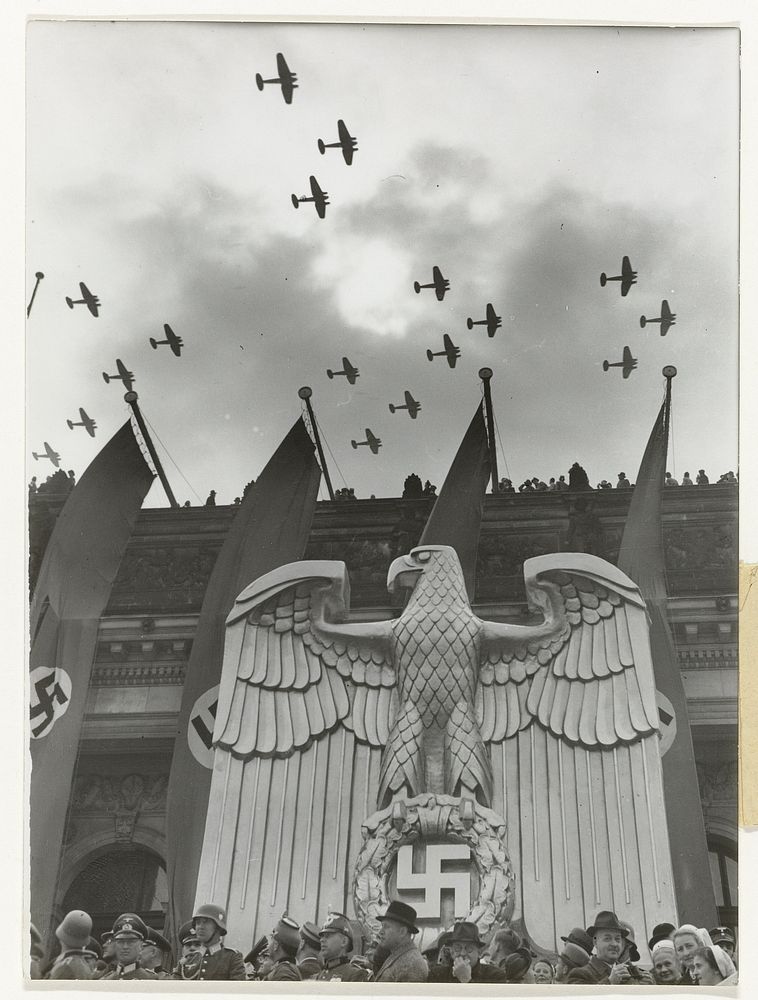 Show van de Duitse Luftwaffe (1939) by Associated Press