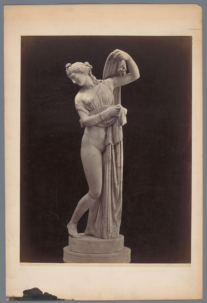 Venus Callipyge in het Museo Nazionale te Napels (c. 1875 - c. 1900) by anonymous
