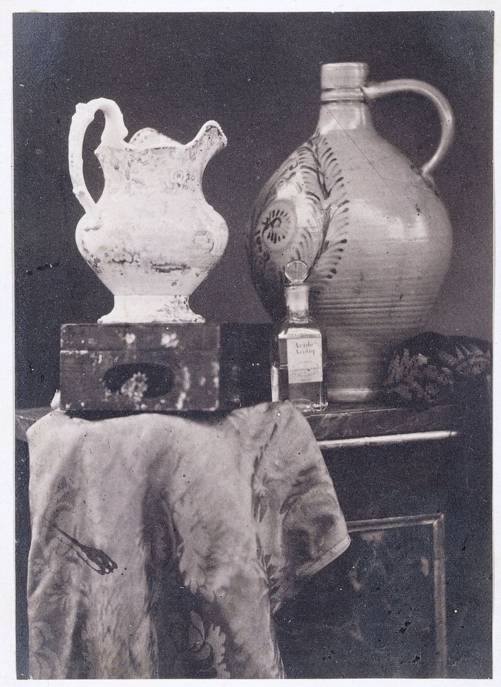 Stilleven met Engelse roomkan, Westerwaldkruik en een flesje Acide Acétique (c. 1852) by Eduard Isaac Asser