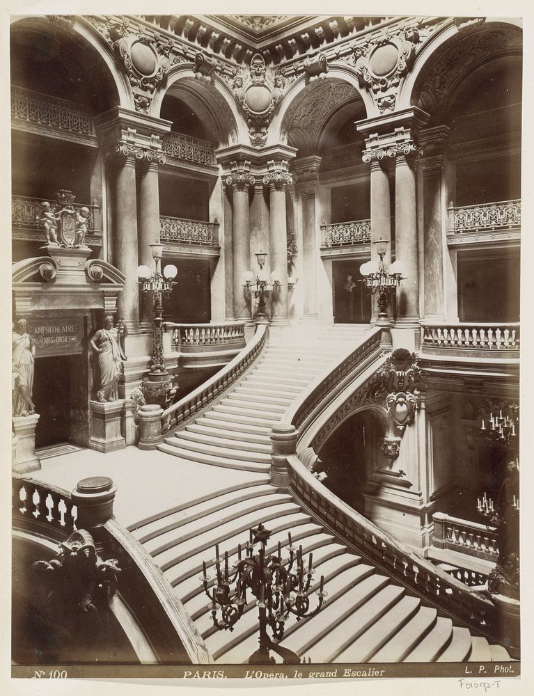 Grote trap van de Opera van Parijs (c. 1880 - c. 1900) by Louis Antoine Pamard