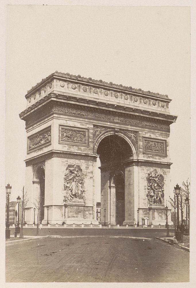 Arc de Triomphe in Parijs (1878 - 1890) by anonymous