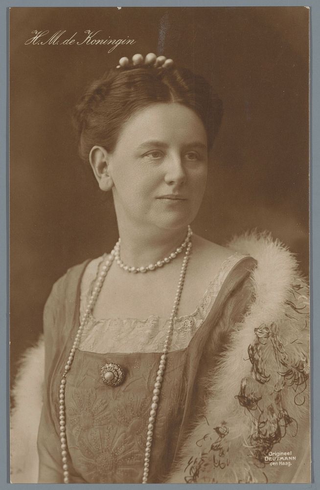 H.M. de koningin (1912) by Herman Deutmann, anonymous and Blankwaardt and Schoonhoven