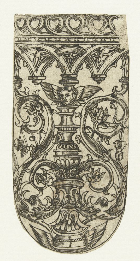 Etui (?) met een kandelaber tussen bladranken (c. 1500 - c. 1600) by anonymous, anonymous and anonymous