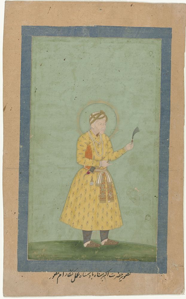 Portret van Akbar, staand, met verenpluim in de hand (1700 - 1710) by Gangaram and anonymous
