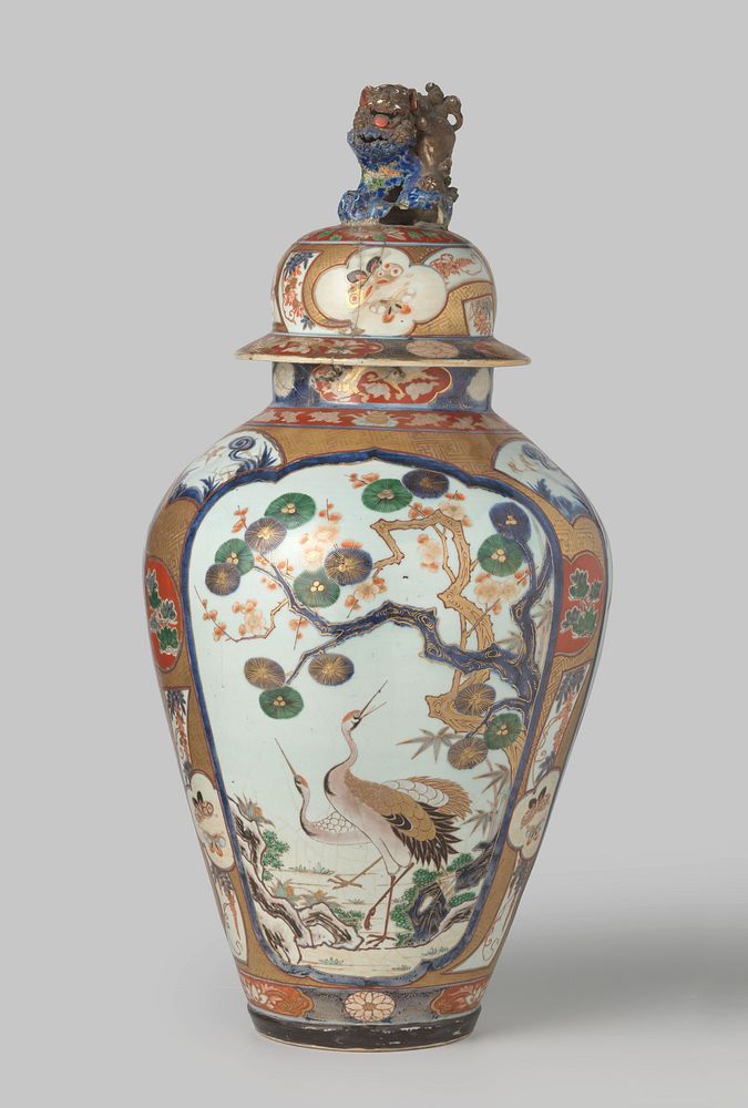 Ovoid covered jar with flowering plants and birds near a rock in panels (c. 1800 - c. 1899) by anonymous