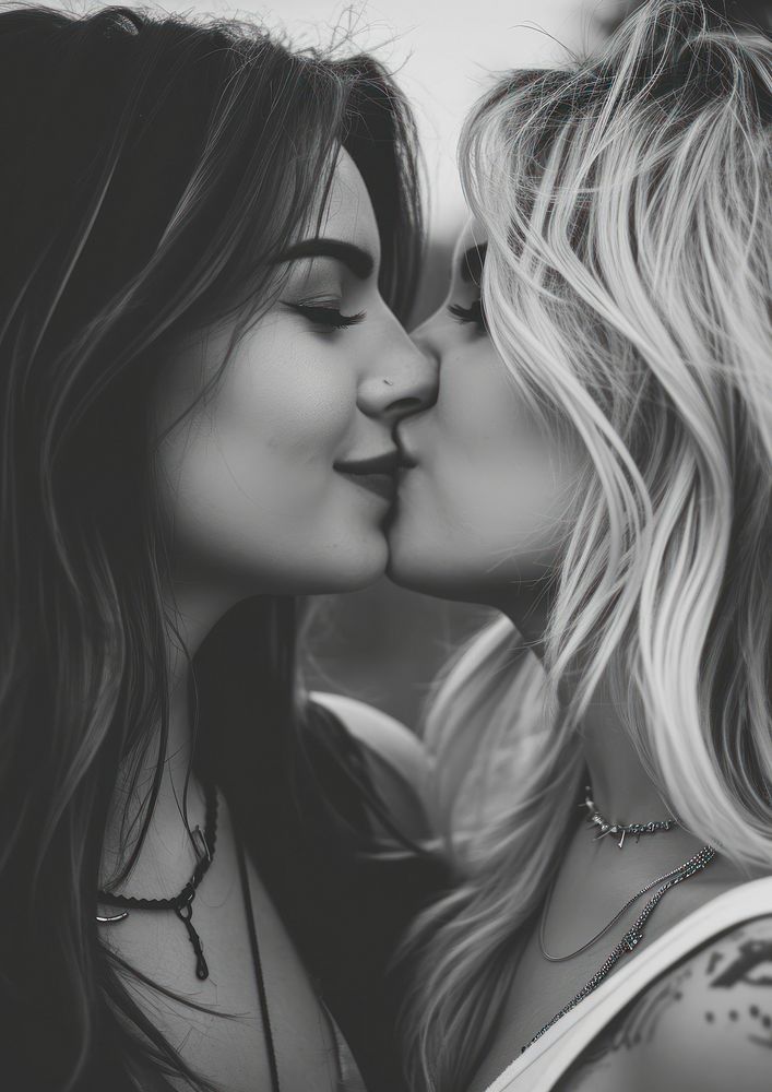 Aesthetic Photography lesbian couple photography portrait kissing.