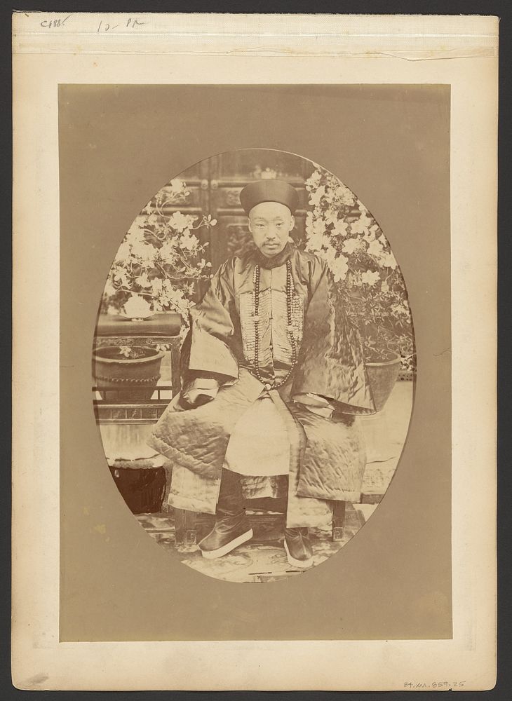 Chinese man by John Thomson