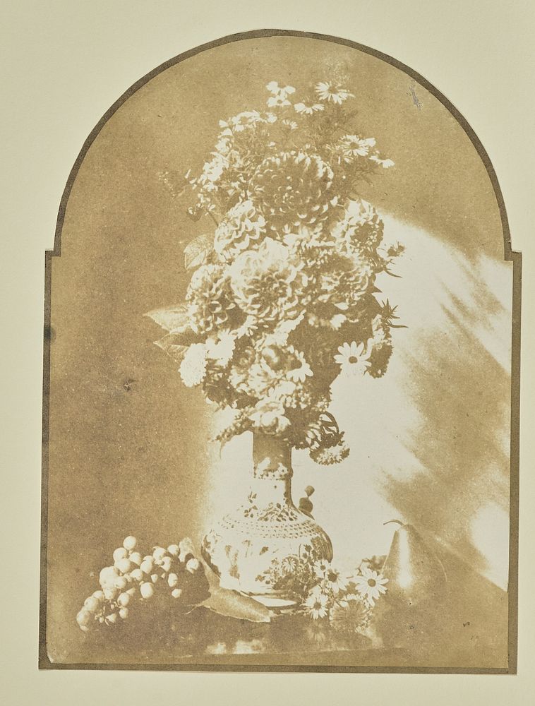 Vase of flowers by Hippolyte Bayard