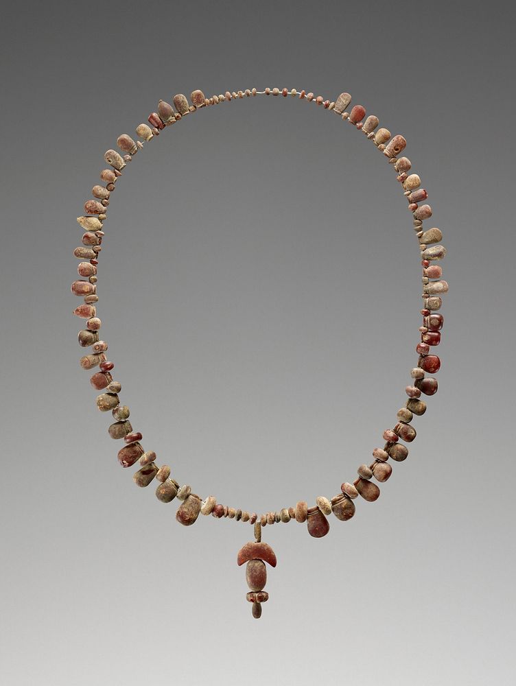 Bead and Pendant Necklace