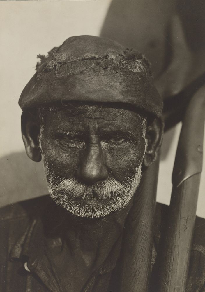 Coal Loader, Havana by Walker Evans