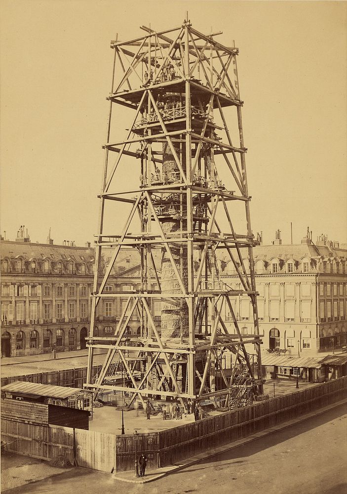 Le Restauration de la Colonne Vendôme après la Commune by Charles Marville