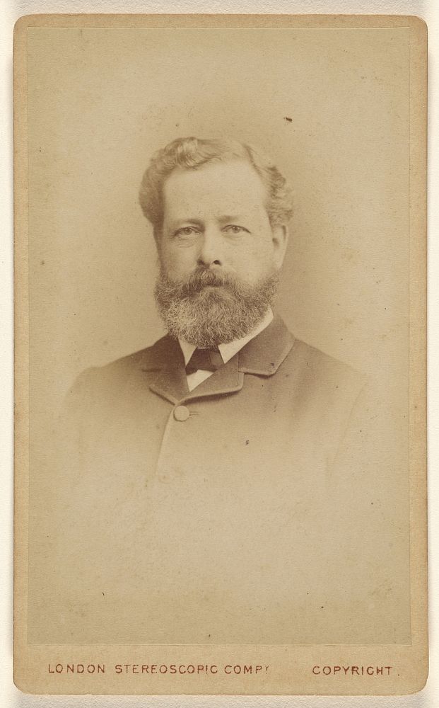 Unidentified bearded man in vignette-style by London Stereoscopic and Photographic Company