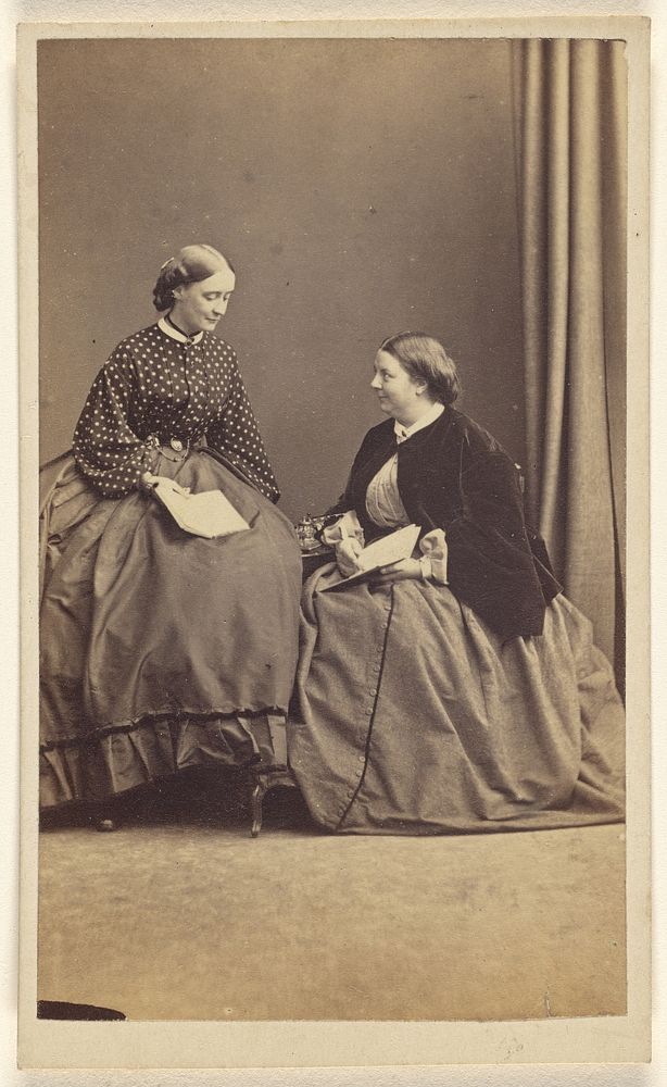 Hon. Mrs. Wellesley [and] Hon. V. Grosvenor by Hills and Saunders