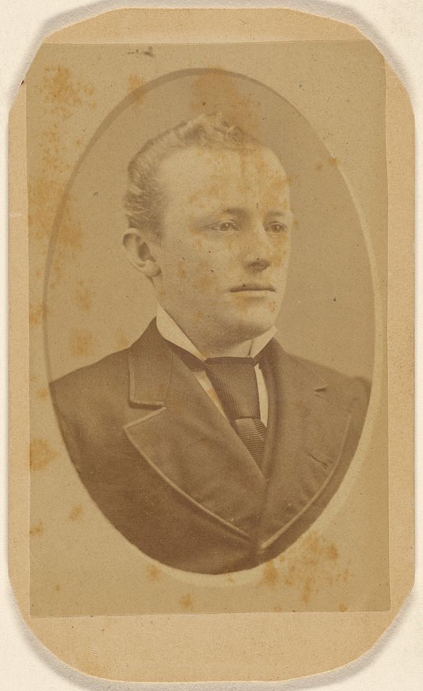 Unidentified man, printed in quasi-oval style by Peter S Weaver