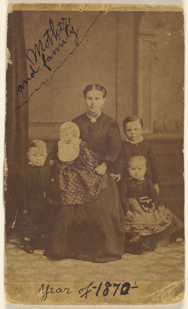 Mother and family. Year of 1870.