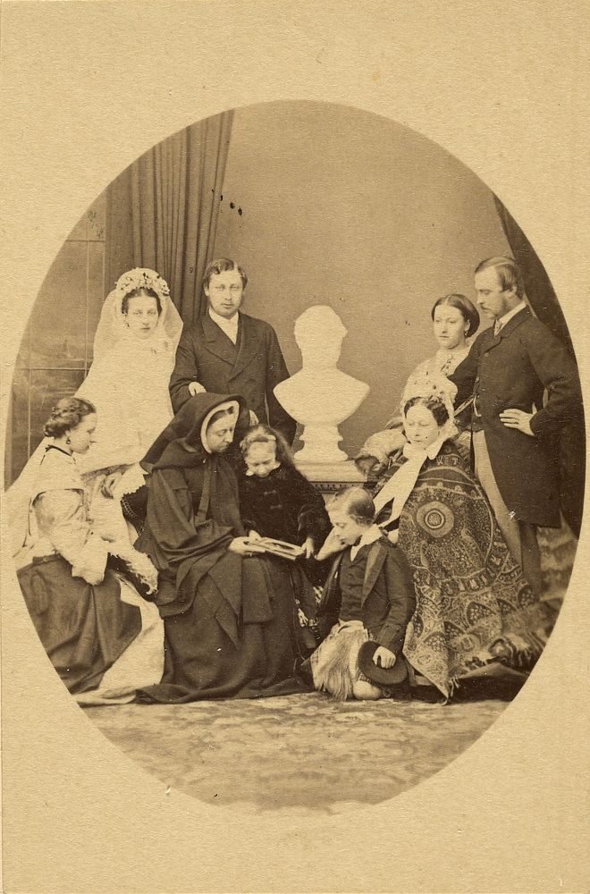 [Queen Victoria] & Leopold, Louise, Princess Royal Alice & Hesse. by John Jabez Edwin Mayall