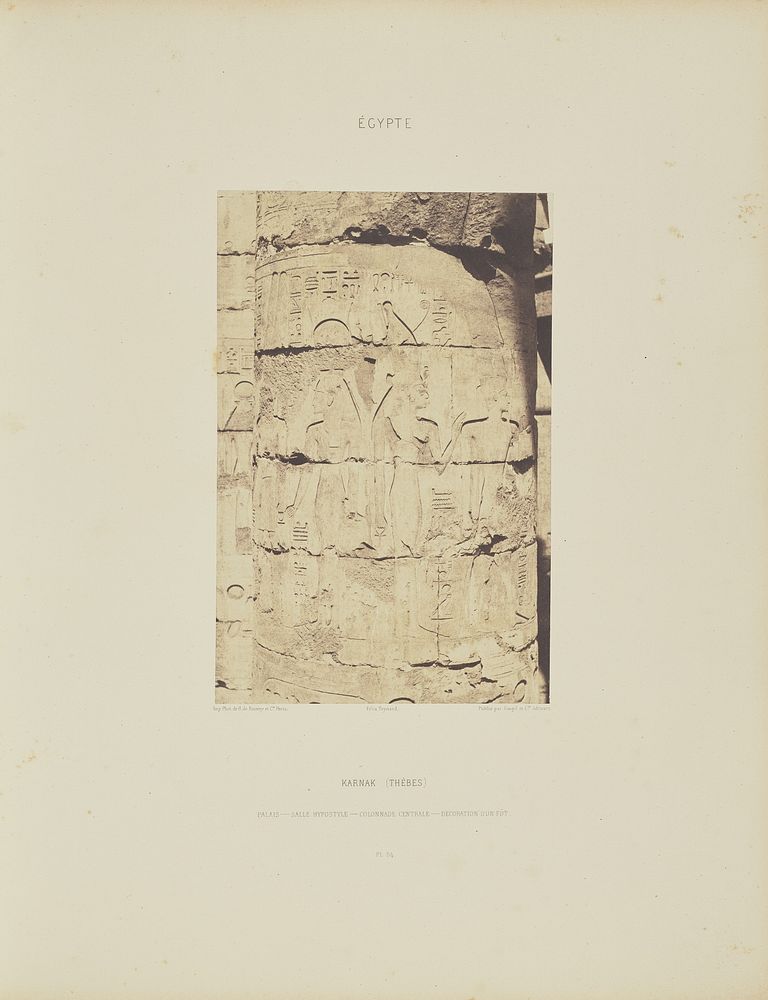 Karnak (Thèbes). Palais - Salle Hypostyle - Colonnade Centrale - Décoration d'un Fût by Félix Teynard