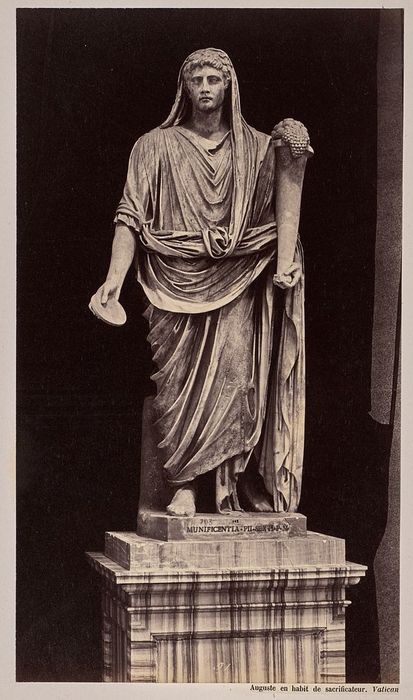 Auguste en habit de sacrificateur. Vatican by James Anderson