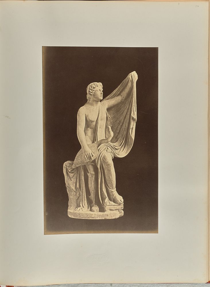 Statue of Leda and the Swan by Tommaso Cuccioni
