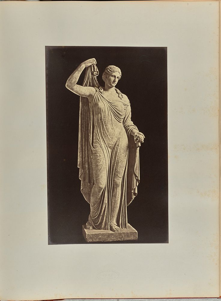 Statue of Venus Genetrix by Tommaso Cuccioni