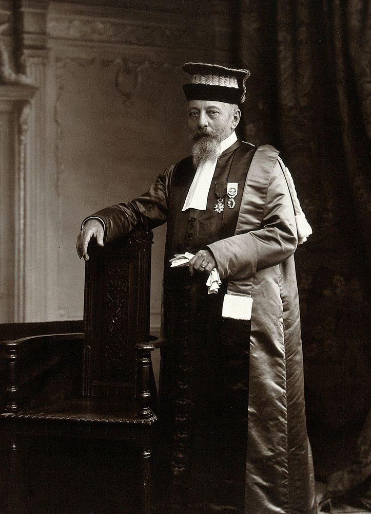Joseph Jules Dejerine. Photograph by F. Boissonnas.