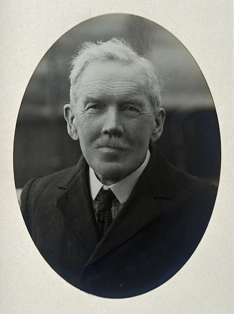 Alexander MacLachlan, M. B., Photo by D. Whyte, Inverness.