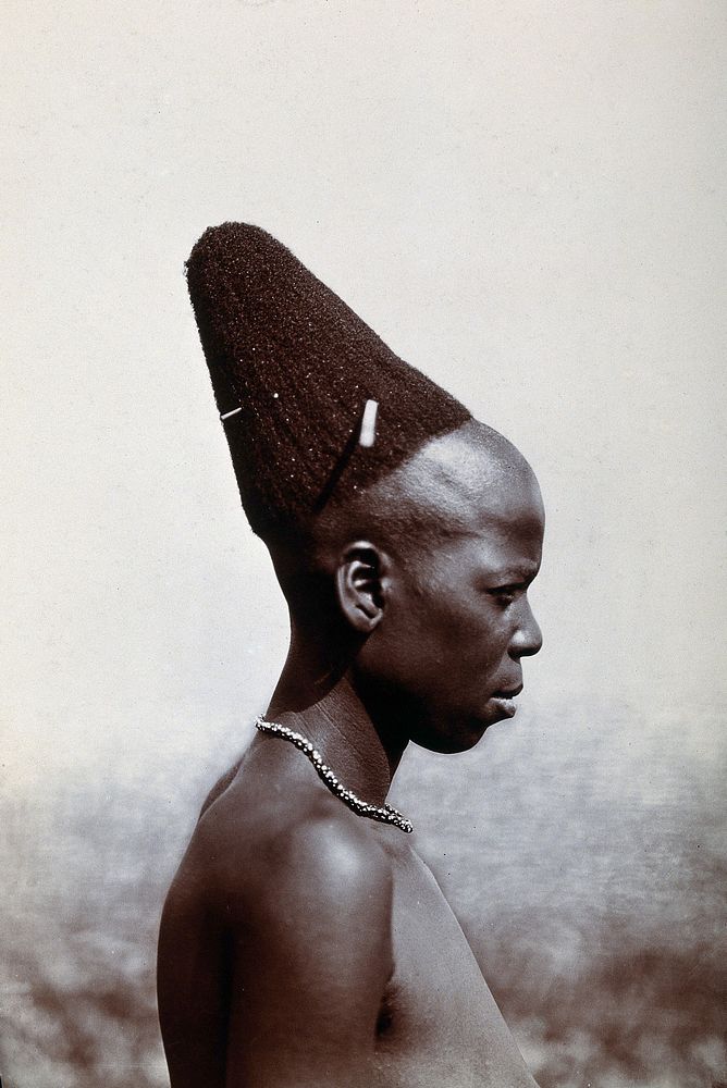 Zululand: a married Zulu woman with a pyramidal hairdressing. Photograph.
