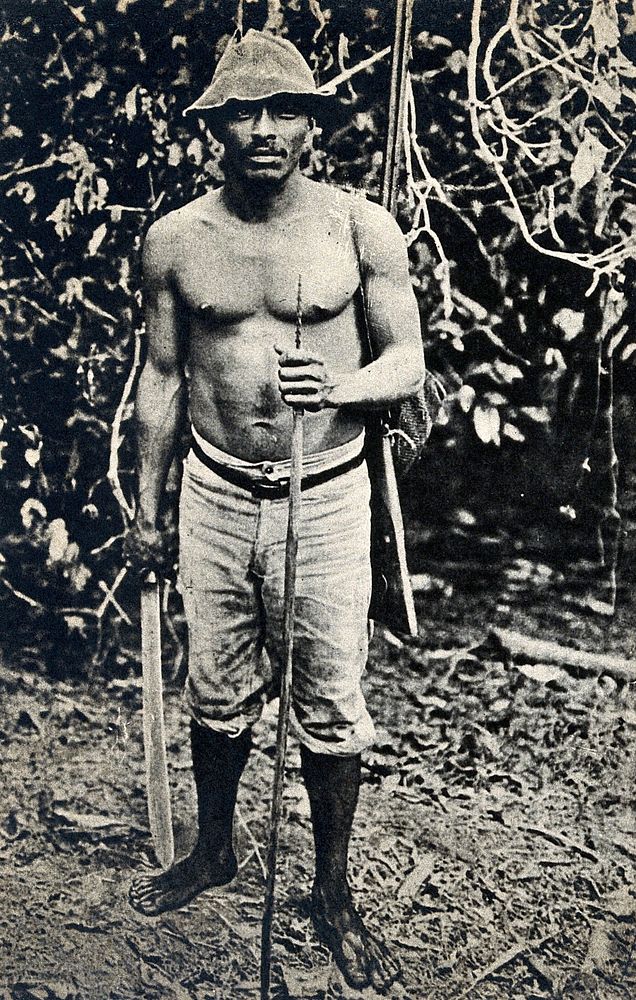 Panama: a jaguar hunter; and naked children. Photographs, 1900/1910.