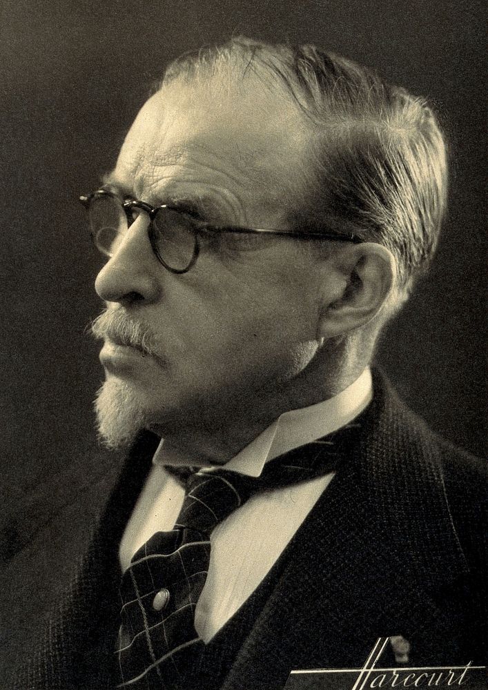 Louis Lapicque. Photograph by Harcourt, 1936.