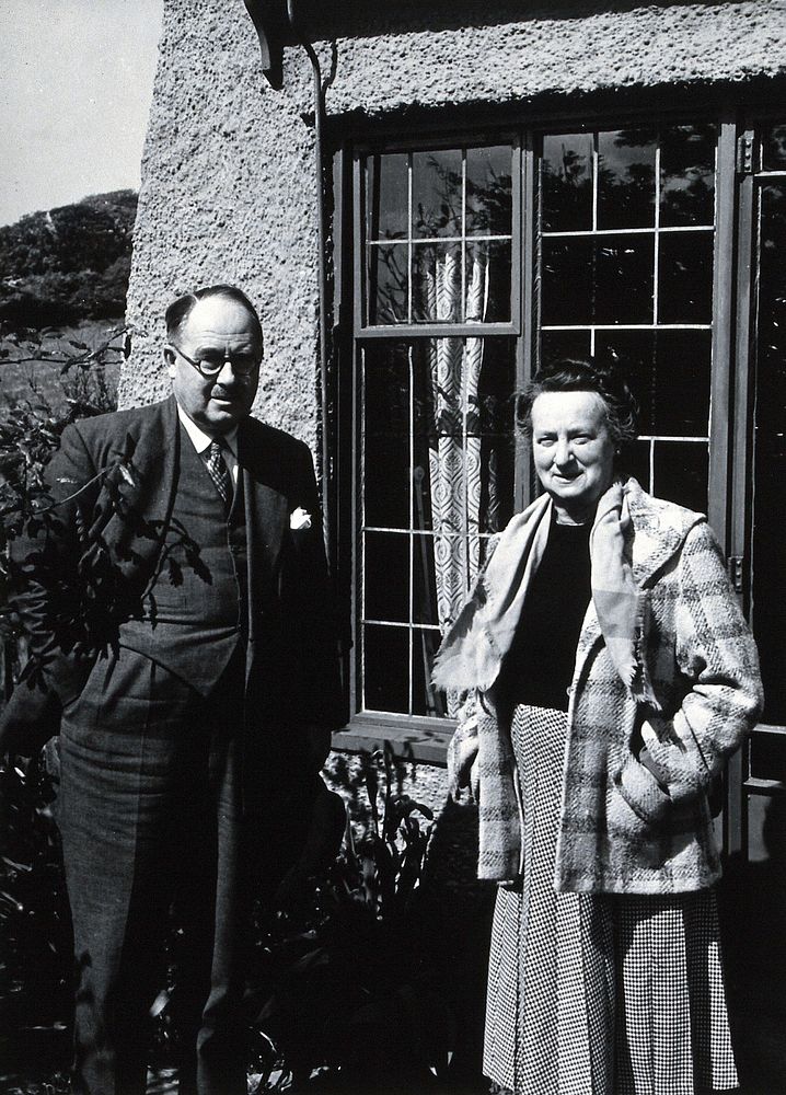 William Paterson Hay Lightbody and Mrs W.P.H. Lightbody . Photograph by C.J. Hackett, 1953.