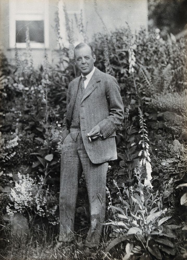 Alfred Newton Richards. Photograph, 1927.