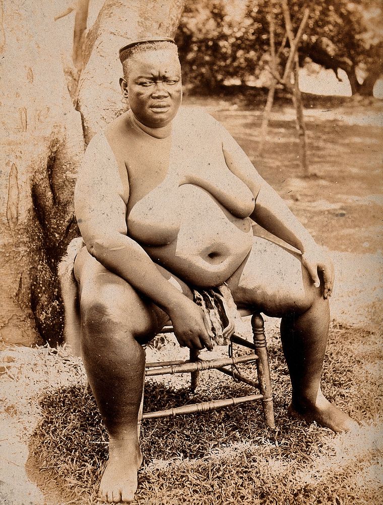 An African woman. Albumen print.