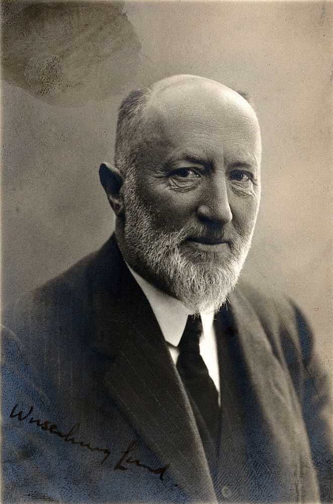 Carl Jørgen Wesenberg-Lund. Photograph.