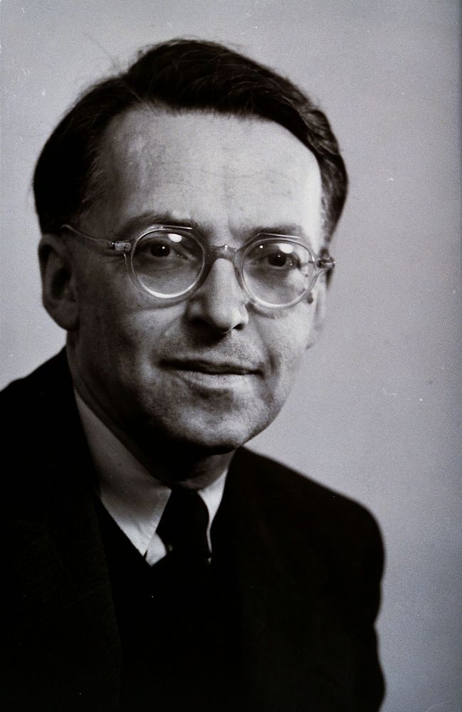 Ernest David Bergmann. Photograph by Bernhaim.