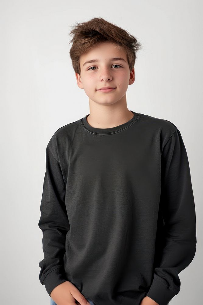 Teenager long sleeve streetwear portrait sweatshirt t-shirt.