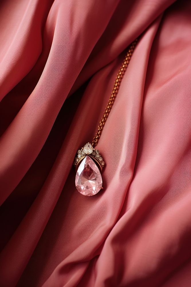 Jewelry gemstone diamond pink.