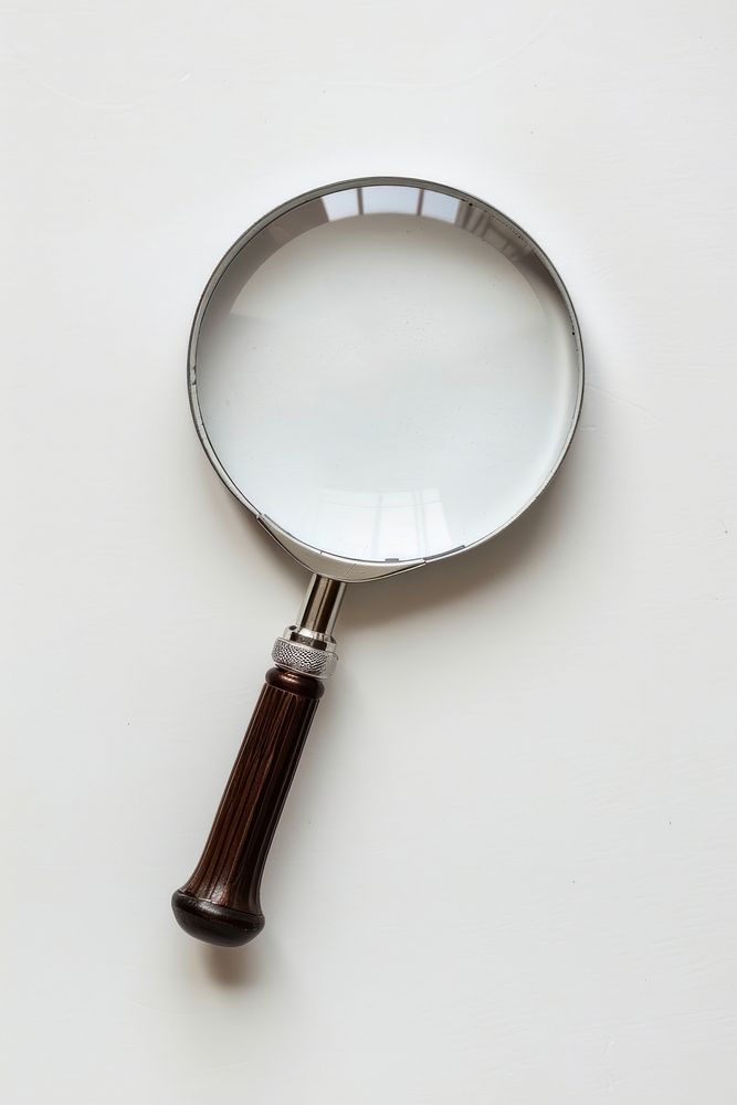 Magnifying glass simplicity circle racket.