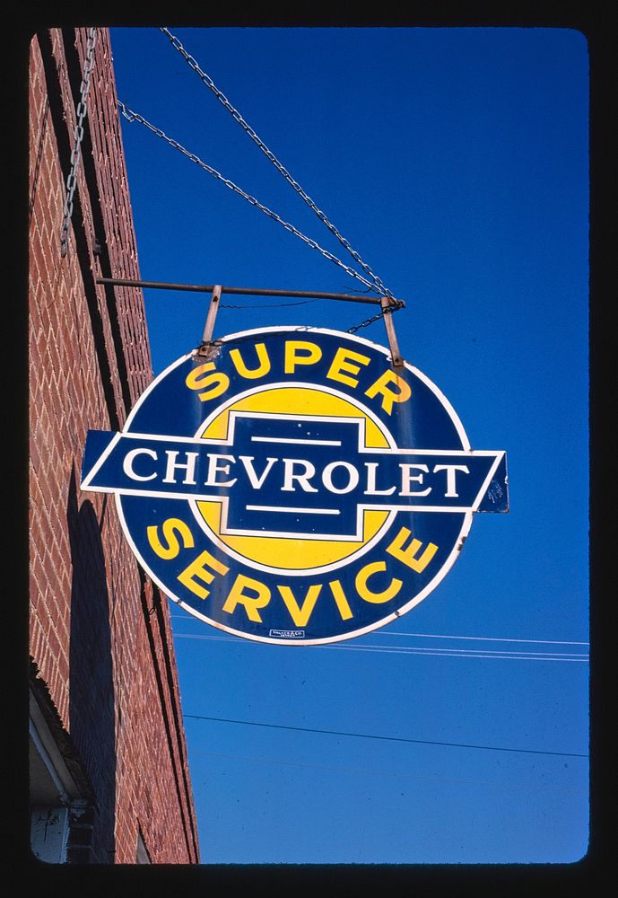 Chevrolet service sign, Smith Center, Kansas (1988) photography in high resolution by John Margolies. Original from the…