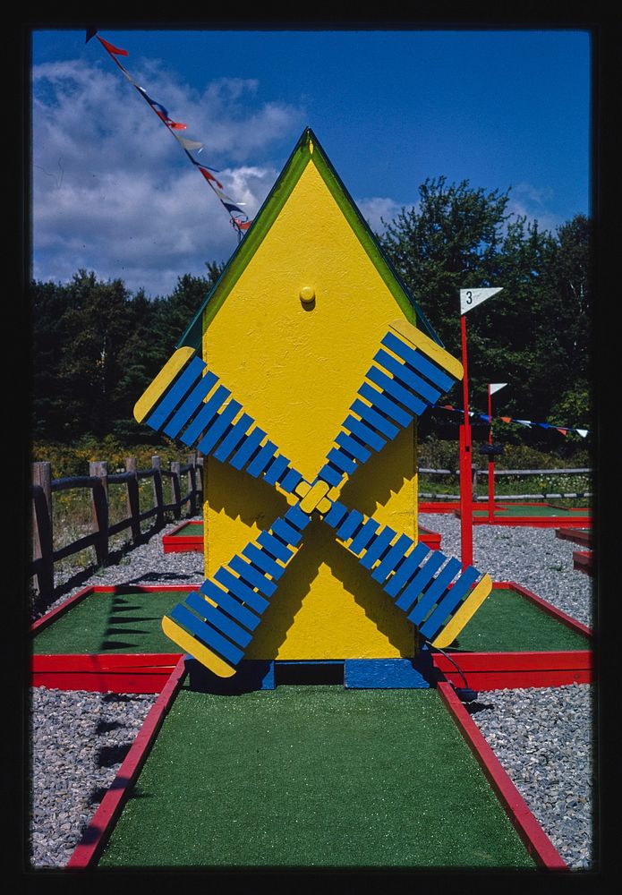 Hole in One mini golf, pinball Route 1, Waldoboro, Maine (1984) photography in high resolution by John Margolies. Original…
