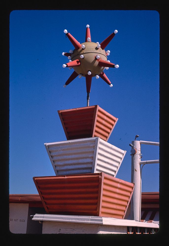 Tower Motel entry, Fort Worth, Texas (1995) photography in high resolution by John Margolies. Original from the Library of…