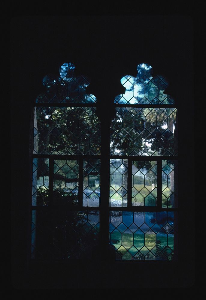 The Cloister Hotel, Sea Island, Georgia (1990) photography in high resolution by John Margolies. Original from the Library…