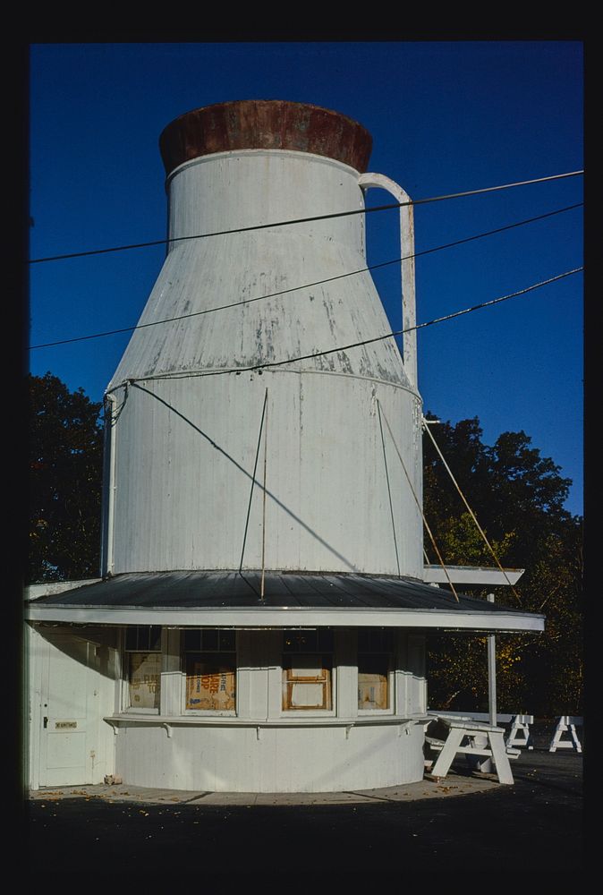 The Milk Can, vertical view, Route 146, Lincoln, Rhode Island (1978) photography in high resolution by John Margolies.…