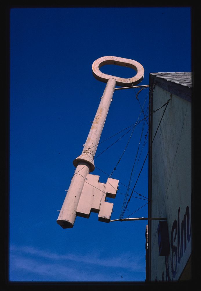Key, Duc & El Man's, Saint Louis, Missouri (1988) photography in high resolution by John Margolies. Original from the…